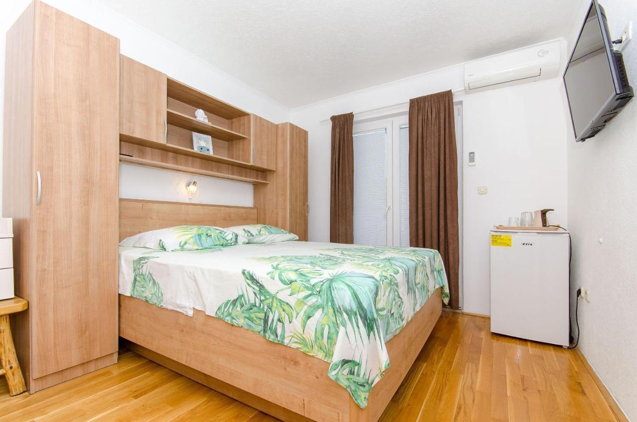 Rooms Nikola Tučepi Dış mekan fotoğraf